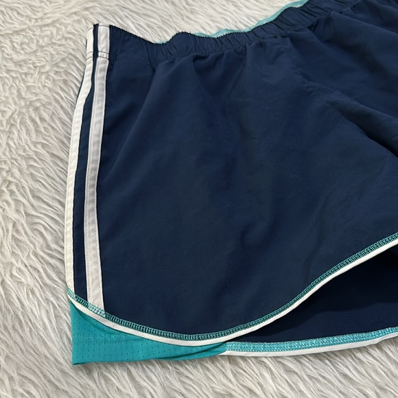 Adidas blue women’s fitness shorts size medium - Picture 3 of 5
